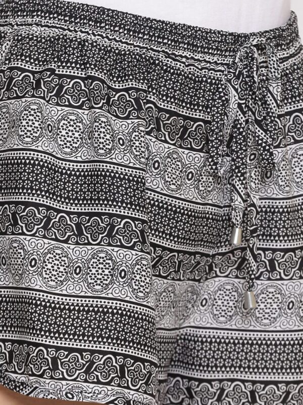 Women Black Printed Regular Fit Regular Shorts - Image 3