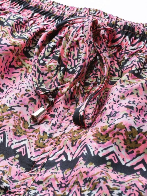 Women Pink Printed Regular Fit Shorts - Image 3