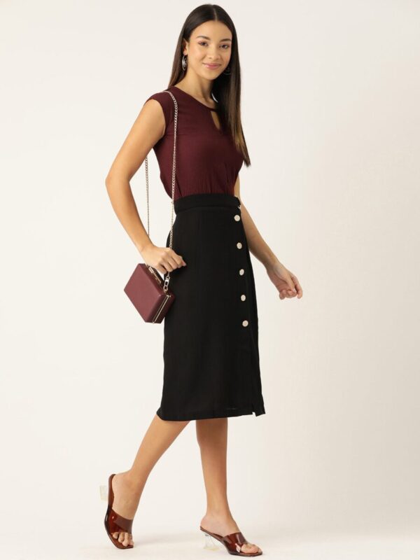 Keyhole Neck Crepe Top - Image 2