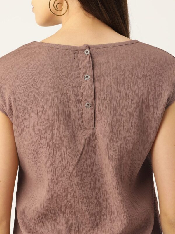 Keyhole Neck Extended Sleeves Crepe Top - Image 4